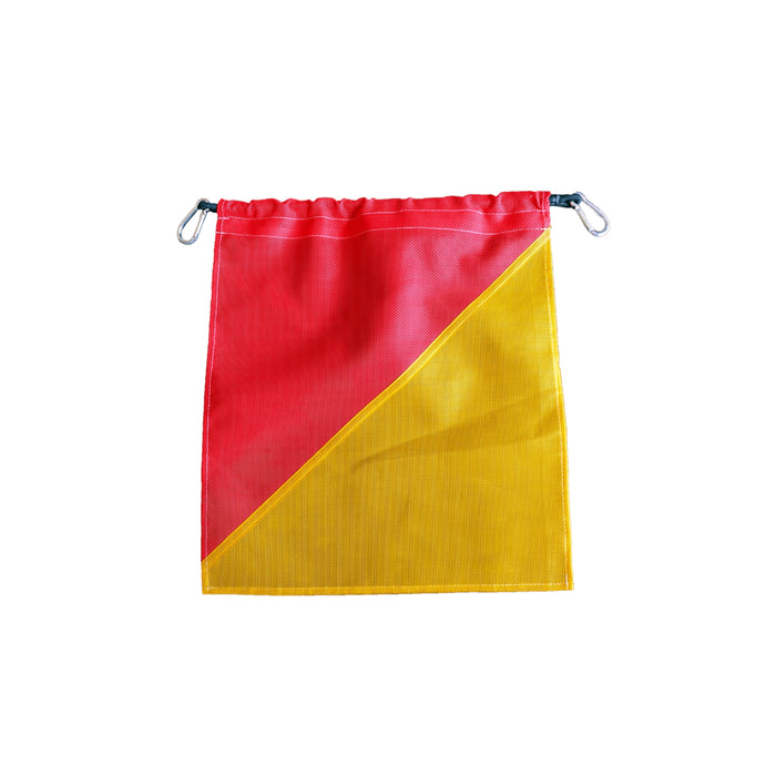 OVERSIZE FLAG MESH WITH METAL CLIPS