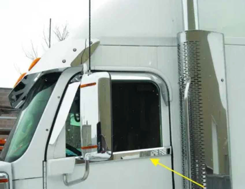 FREIGHTLINER STAINLESS DOOR TRIM PAIR