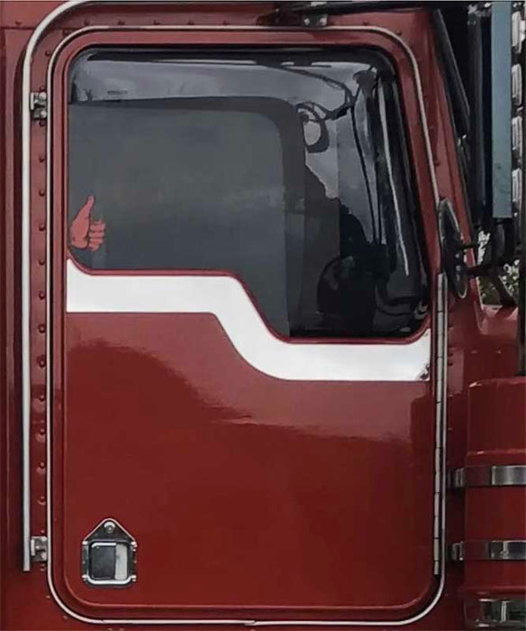 KENWORTH DAYLIGHT DOOR STAINLESS TRIM X2
